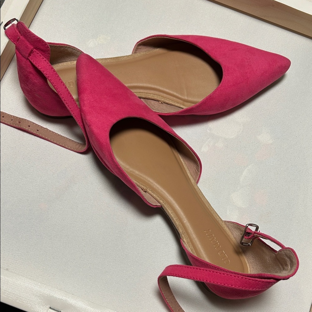 Elegant Fuchsia Flats